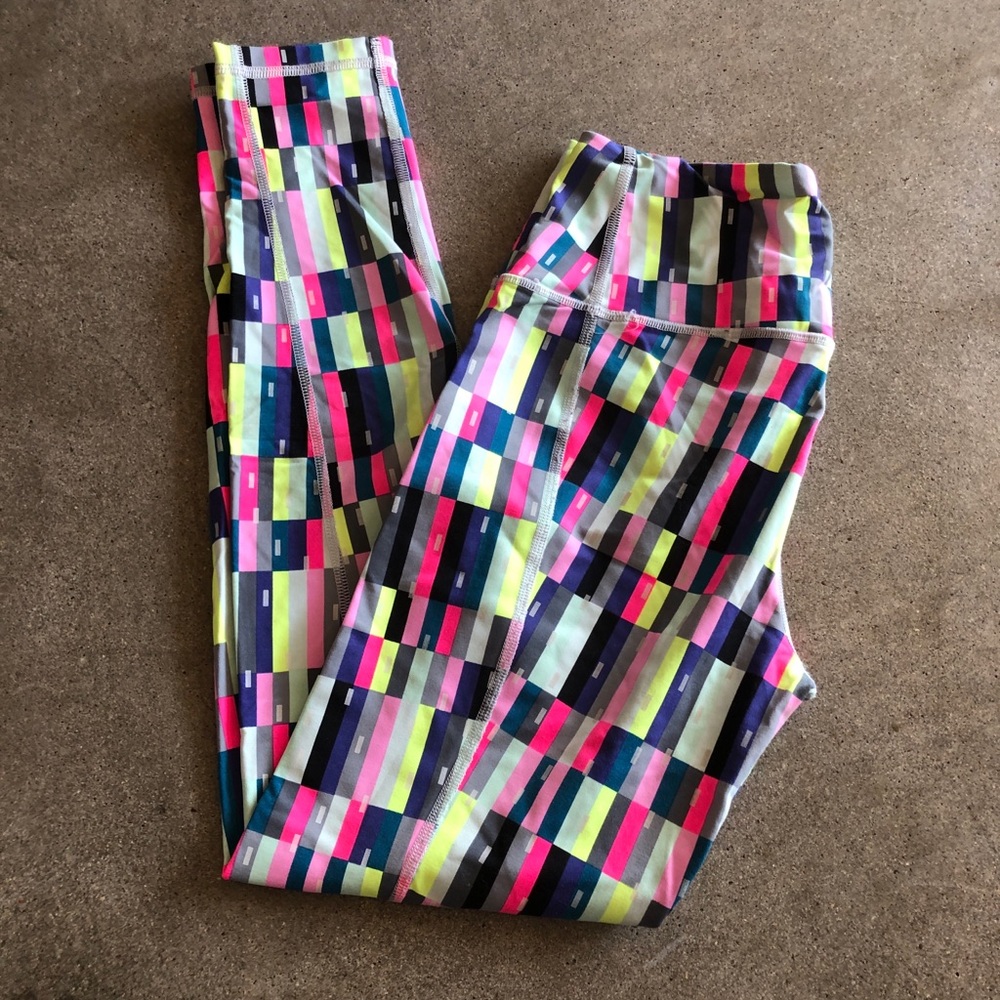 Victoria’s Secret Sport leggings, size S
